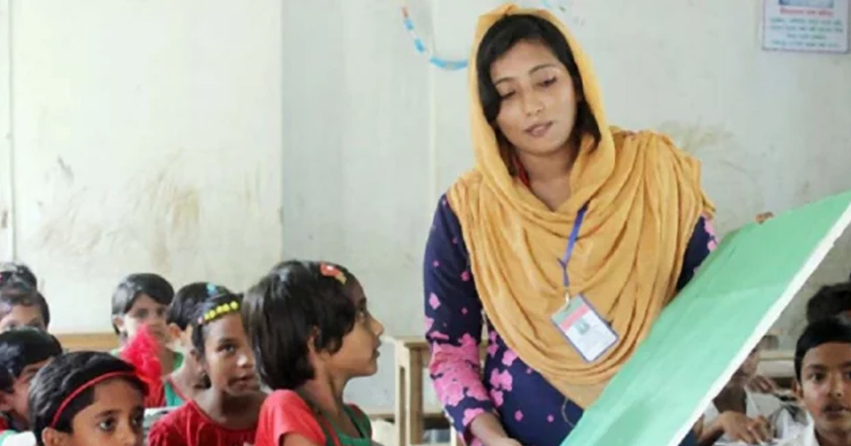 কাজে না ফিরলে প্রাথমিক শিক্ষকদের বিরুদ্ধে আইনি ব্যবস্থার হুঁশিয়ারি