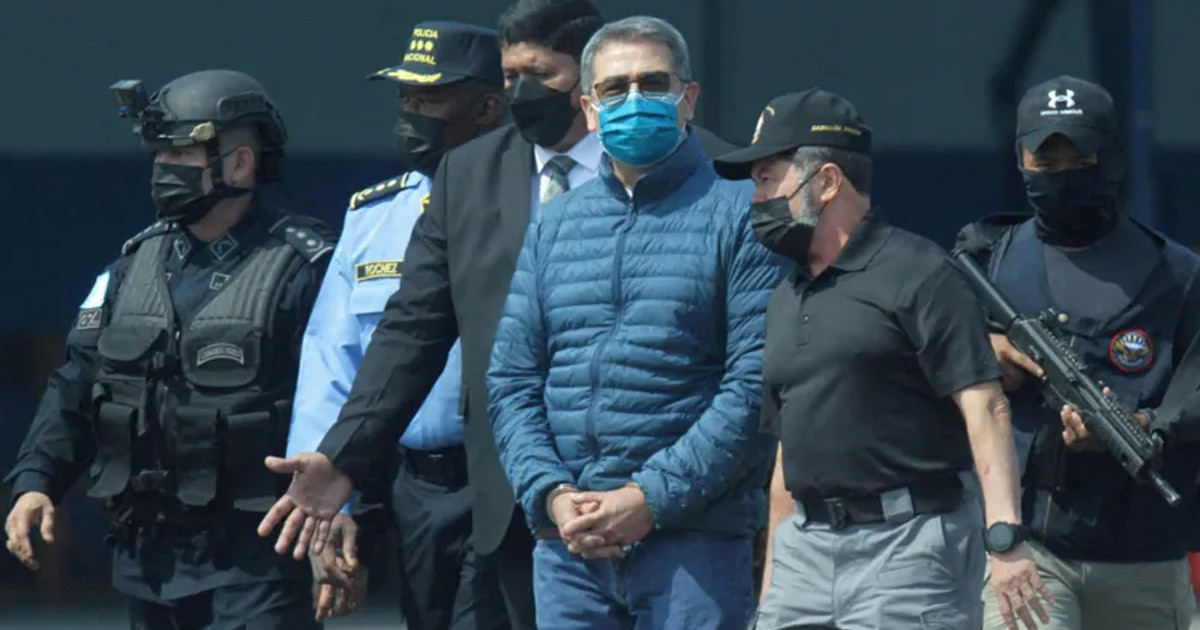 ট্রাম্পের ক্ষমায় যুক্তরাষ্ট্র থেকে মুক্তি পেলেন হন্ডুরাসের সাবেক প্রেসিডেন্ট