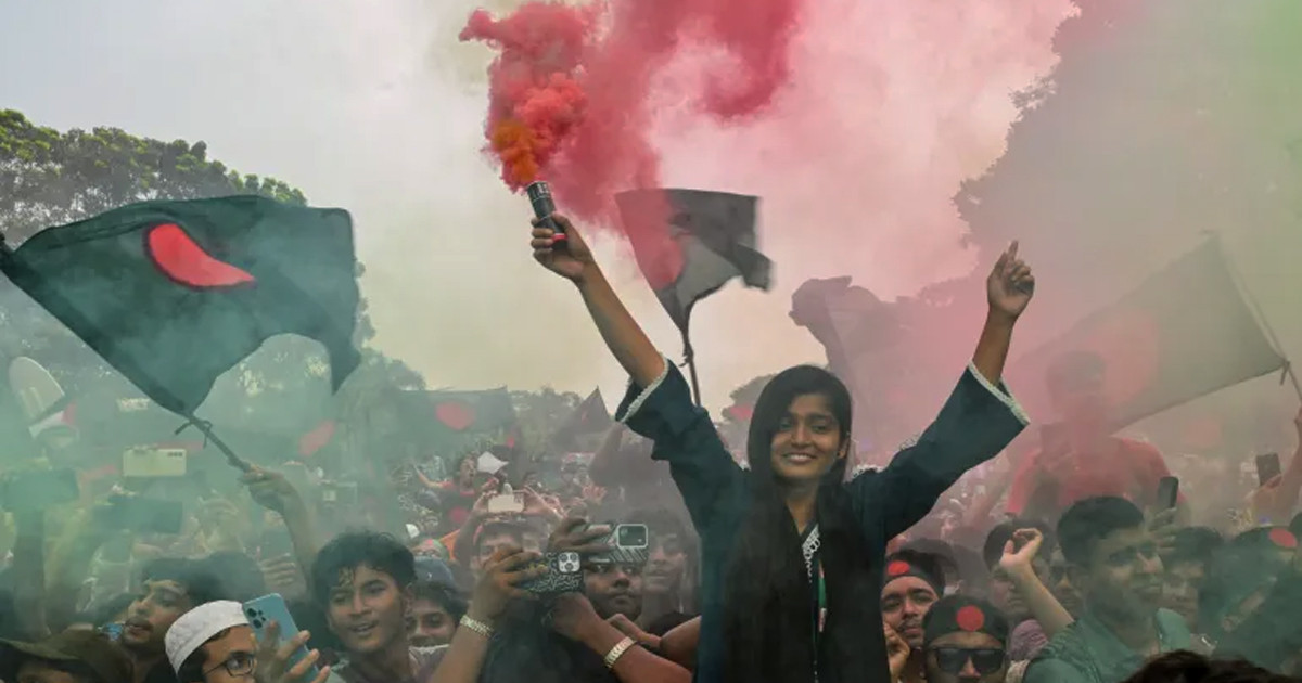বাংলাদেশ অর্থনীতিতে ধস নয়, চলছে 'কাঠামোগত সমন্বয়ের কঠিন সার্জারি'
