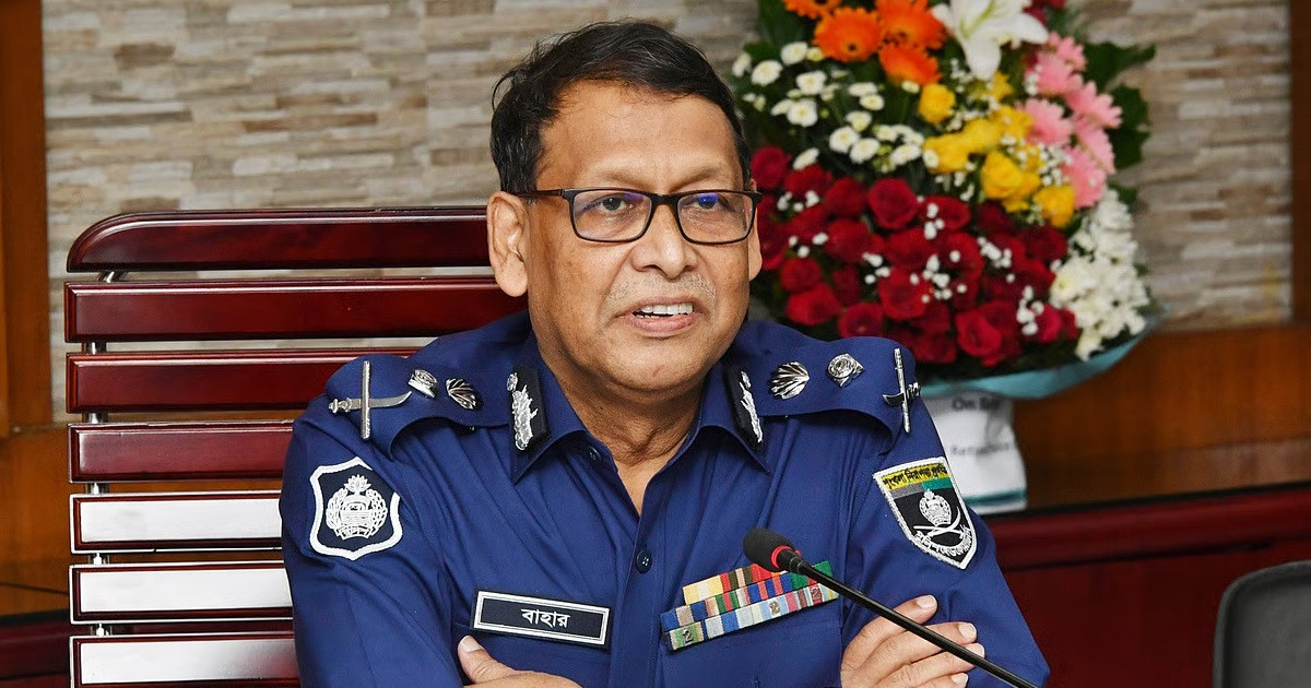 আইজিপিকে ২৪ ঘণ্টার মধ্যে অপসারণে আইনি নোটিশ