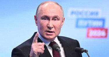 পদে পদে বিপদের সম্মুখীন হওয়া পুতিনের স্মার্টফোন নেই কেন