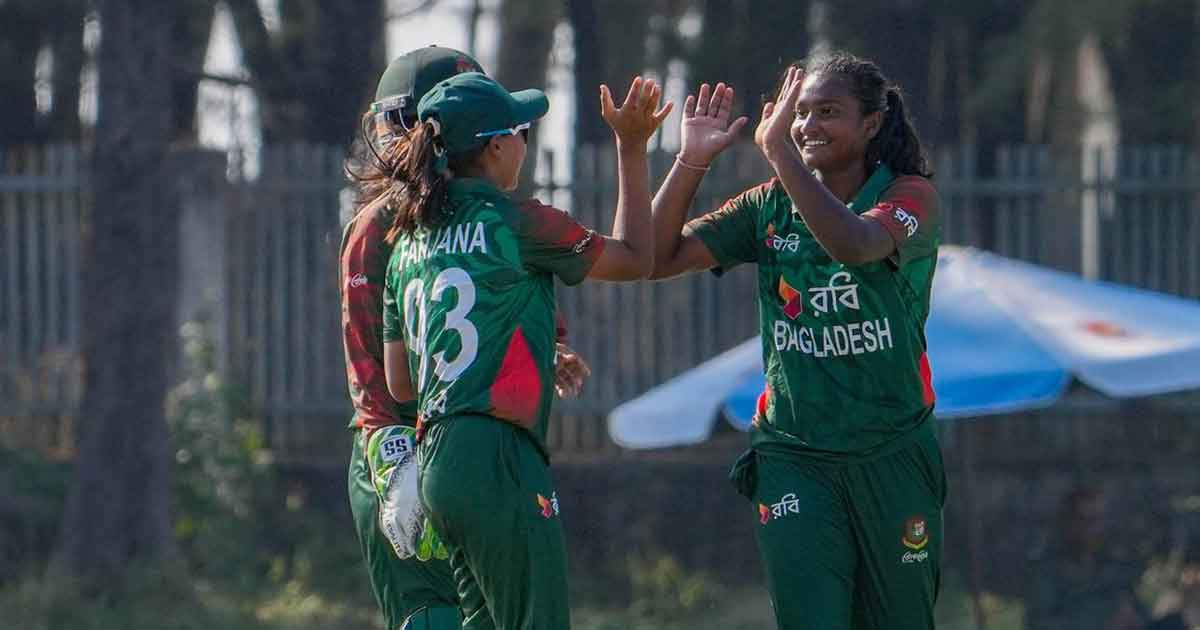 দুর্দান্ত বোলিংয়ে পাকিস্তানকে হারাল বাংলাদেশ