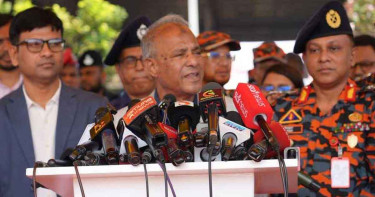 ভারী অস্ত্র উদ্ধারে সরকারের কোনও ব্যর্থতা নেই: স্বরাষ্ট্র উপদেষ্টা