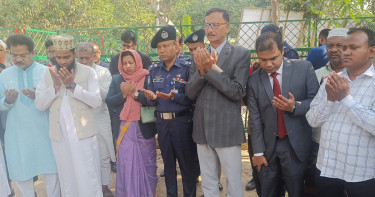 শহীদ আবু সাঈদের কবর জিয়ারত করলেন পররাষ্ট্র উপদেষ্টা