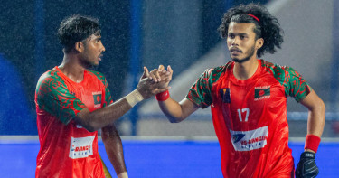 আমিরুলের হ্যাটট্রিকে দক্ষিণ কোরিয়াকে উড়িয়ে দিল বাংলাদেশ