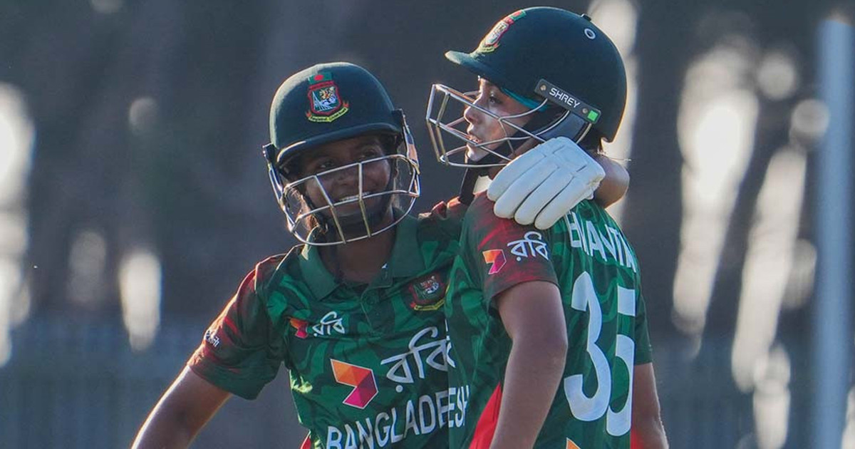 পাকিস্তানকে উড়িয়ে দাপুটে জয় বাংলাদেশের