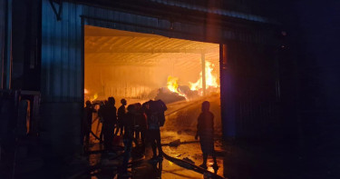 নরসিংদীতে স্পিনিং মিলে ভয়াবহ আগুন