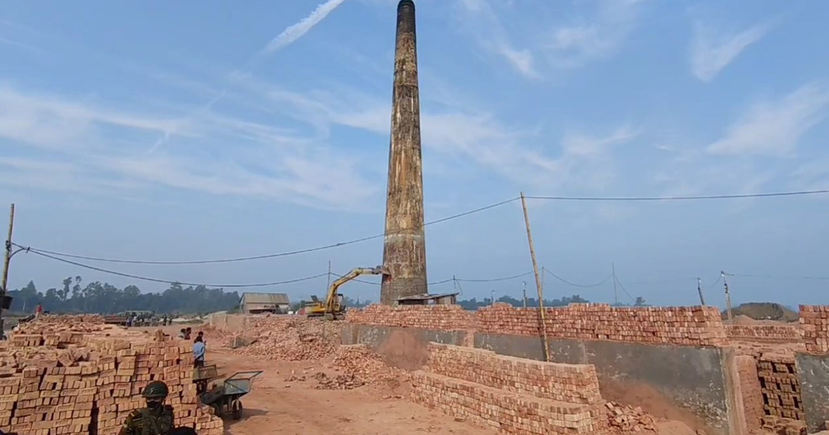 টাঙ্গাইলে পরিবেশ ছাড়পত্রবিহীন ইটভাটায় অভিযান