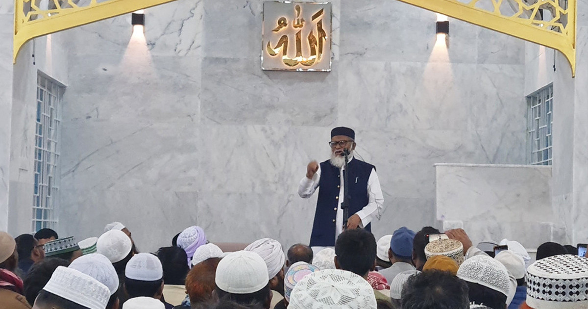 ইসলামিক কর্মকাণ্ড না চললে মসজিদ থেকে লাভ নেই: ধর্ম উপদেষ্টা