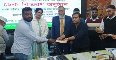 গাজীপুরে সড়ক দুর্ঘটনায় নিহত ও আহতদের পরিবারে বিআরটিএ’র চেক বিতরণ