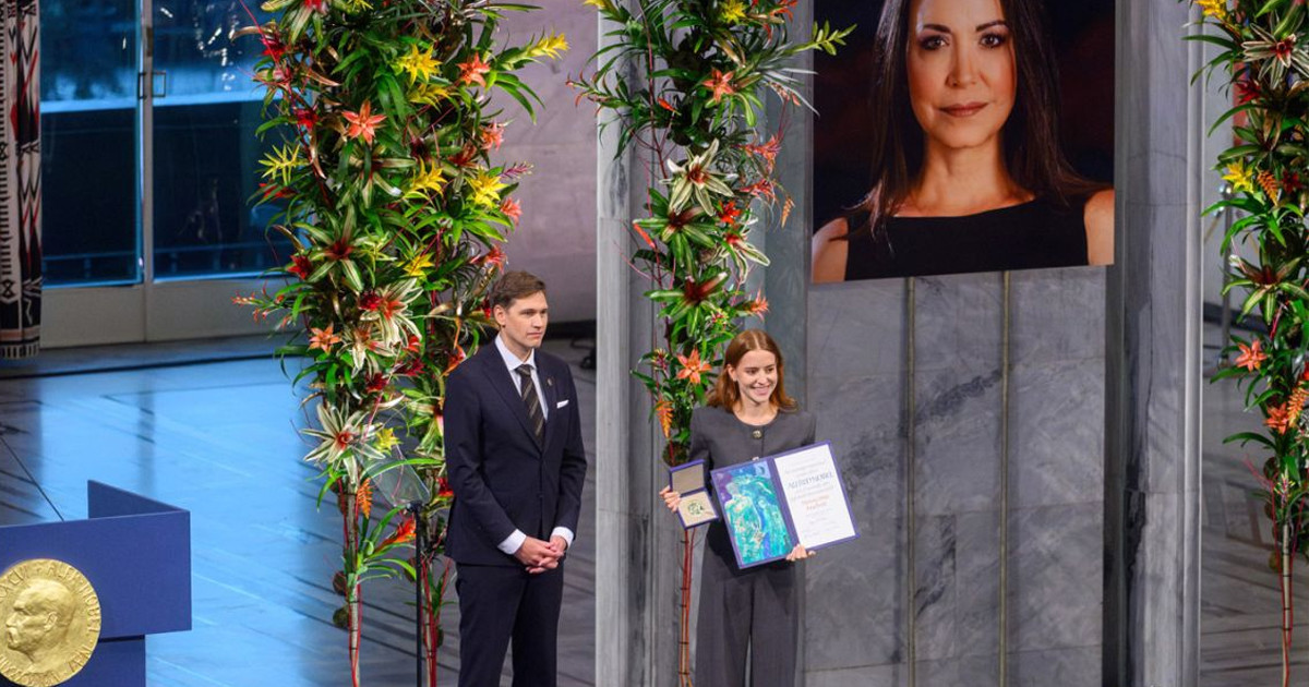 নরওয়েতে থেকেও কেন নোবেল শান্তি পুরস্কার নিতে গেলেন না মাচাদো