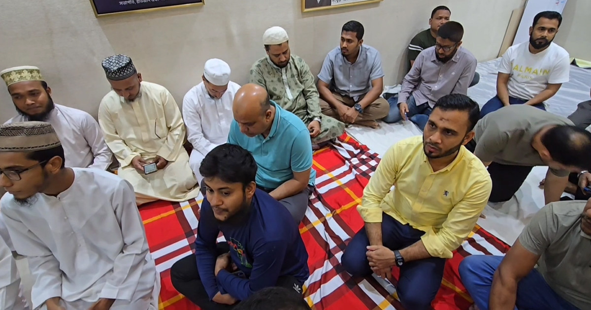 বেগম খালেদা জিয়ার জন্য দুবাইয়ে দোয়া ও মিলাদ মাহফিল