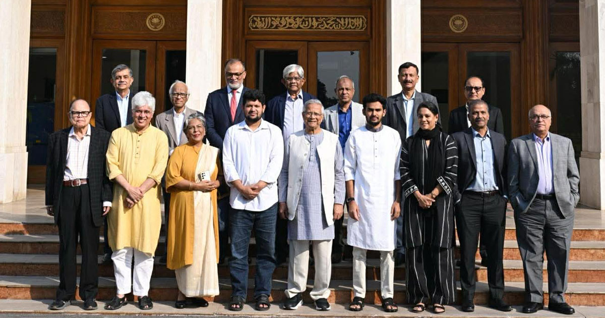 বিদায়ী দুই উপদেষ্টার সম্মানে প্রধান উপদেষ্টার মধ্যাহ্নভোজ