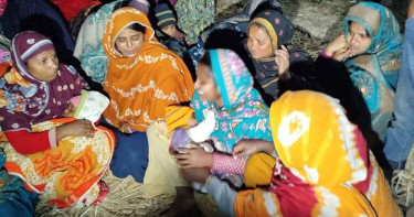 সেই ছোট্ট শিশুকে জীবিত উদ্ধারে নির্ঘুম রাত উদ্ধারকারীদের, মায়ের আর্তনাদ থামছেই না