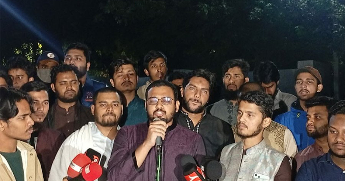 ওসমান হাদিকে গুলি: জড়িতদের গ্রেপ্তারে ডাকসুর আলটিমেটাম