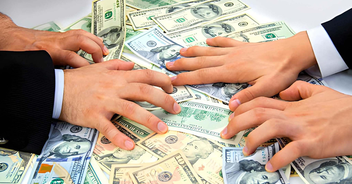 সম্পদ উপার্জনে নীতি বিসর্জন নিন্দনীয়