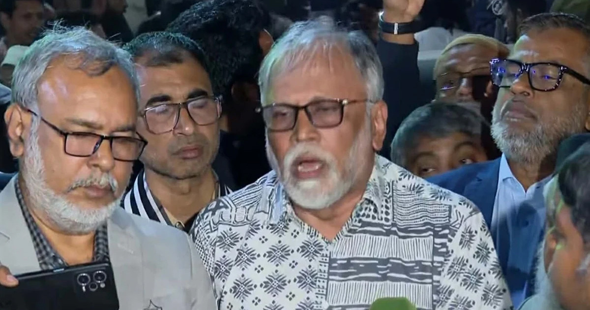 ৭২ ঘণ্টা অতি ঝুঁকিপূর্ণ, হাদির ব্রেন স্টেম ক্ষতিগ্রস্ত: বিশেষ সহকারী