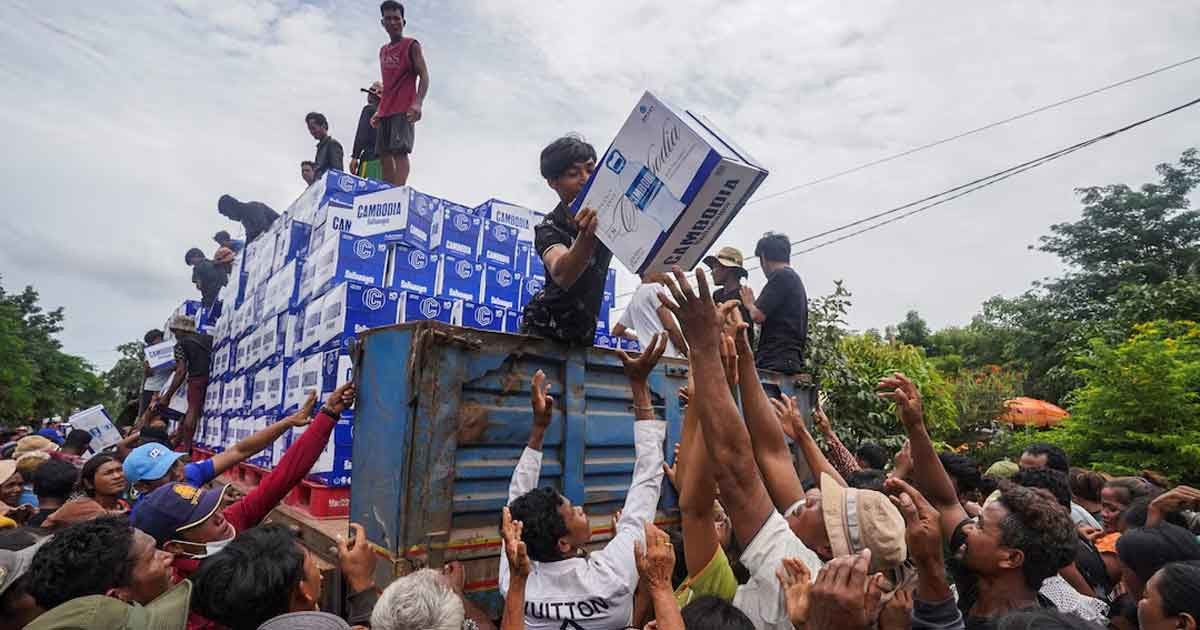 থাইল্যান্ড-কম্বোডিয়ায় চলমান সংঘাতে ঝরল ২৩ প্রাণ, বাস্তুচ্যুত সাত লাখ