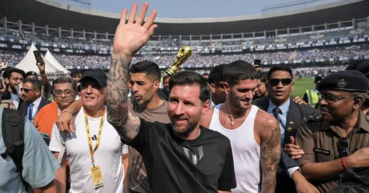 কলকাতায় বিশৃঙ্খলা, হায়দ্রাবাদে শৃঙ্খলা—মেসিকে ঘিরে দুই শহরের দুই চিত্র