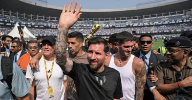 কলকাতায় বিশৃঙ্খলা, হায়দরাবাদে শৃঙ্খলা—মেসিকে ঘিরে দুই শহরের দুই চিত্র