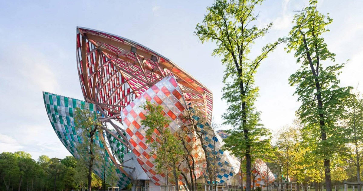 ফ্রাঙ্ক গেরির কাঁচের বাড়ি