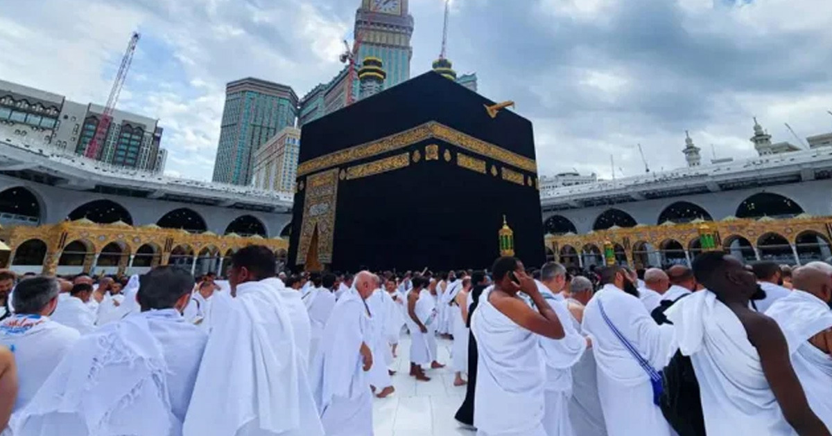 ওমরাহ করানোর প্রলোভন দেখিয়ে ভোট চাচ্ছে জামায়াতের প্রার্থী ইউসুফ হাকিম সোহেল