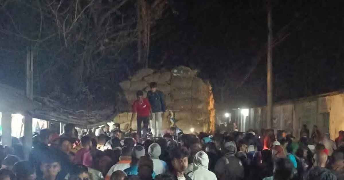 দুজনের মৃত্যুর কারণ হলো ট্রাক্টরের চাকা