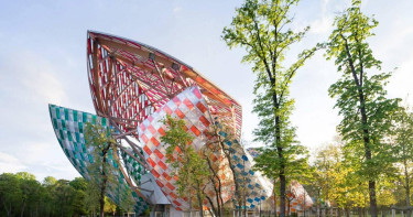 ফ্রাঙ্ক গেরির কাঁচের বাড়ি