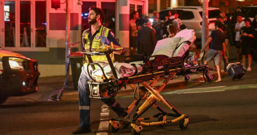 সিডনির সমুদ্রসৈকতে বন্দুকধারীর হামলায় নিহত অন্তত ১১