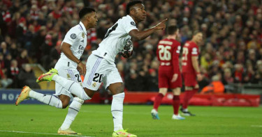 রদ্রিগোর গোলে স্বস্তির জয়ে মাঠ ছাড়ল রিয়াল