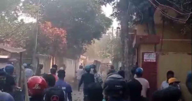 ব্রাহ্মণবাড়িয়ায় ফলের দোকানে অটোরিকশার ধাক্কা নিয়ে দুই গ্রামবাসীর সংঘর্ষ