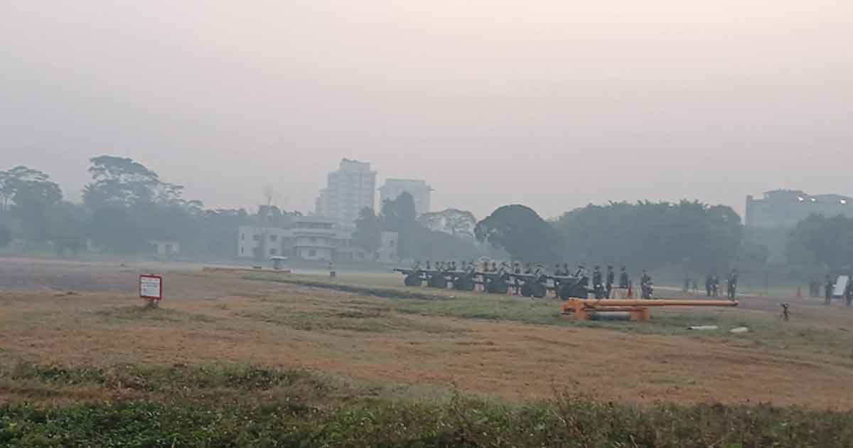 ৩১ বার তোপধ্বনির মধ্য দিয়ে বিজয় দিবসের আনুষ্ঠানিকতা শুরু