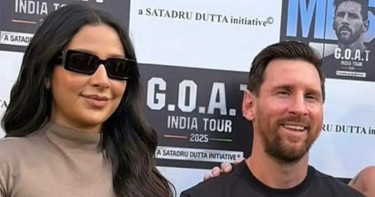 মেসির সঙ্গে ছবি তোলার পর শুভশ্রীর সন্তানকে হত্যার হুমকি!