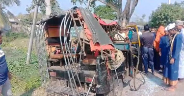 সাতক্ষীরায় মহেন্দ্র উল্টে মা-ছেলে নিহত