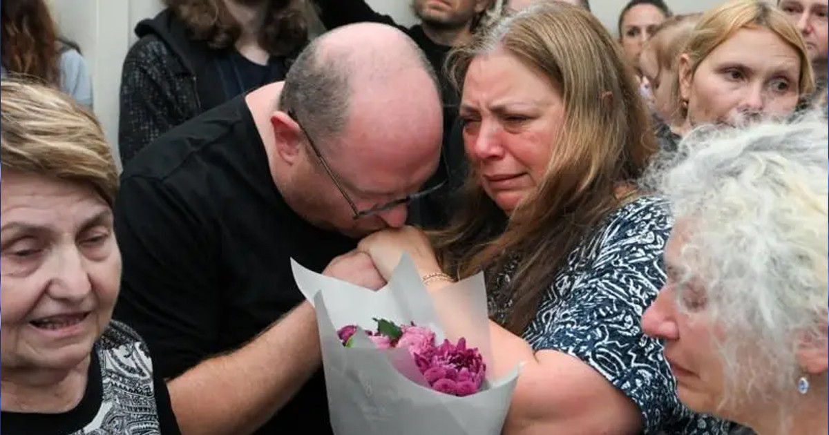 অস্ট্রেলিয়ার বন্ডাই বিচের বন্দুকধারী ভারতীয়: পুলিশ