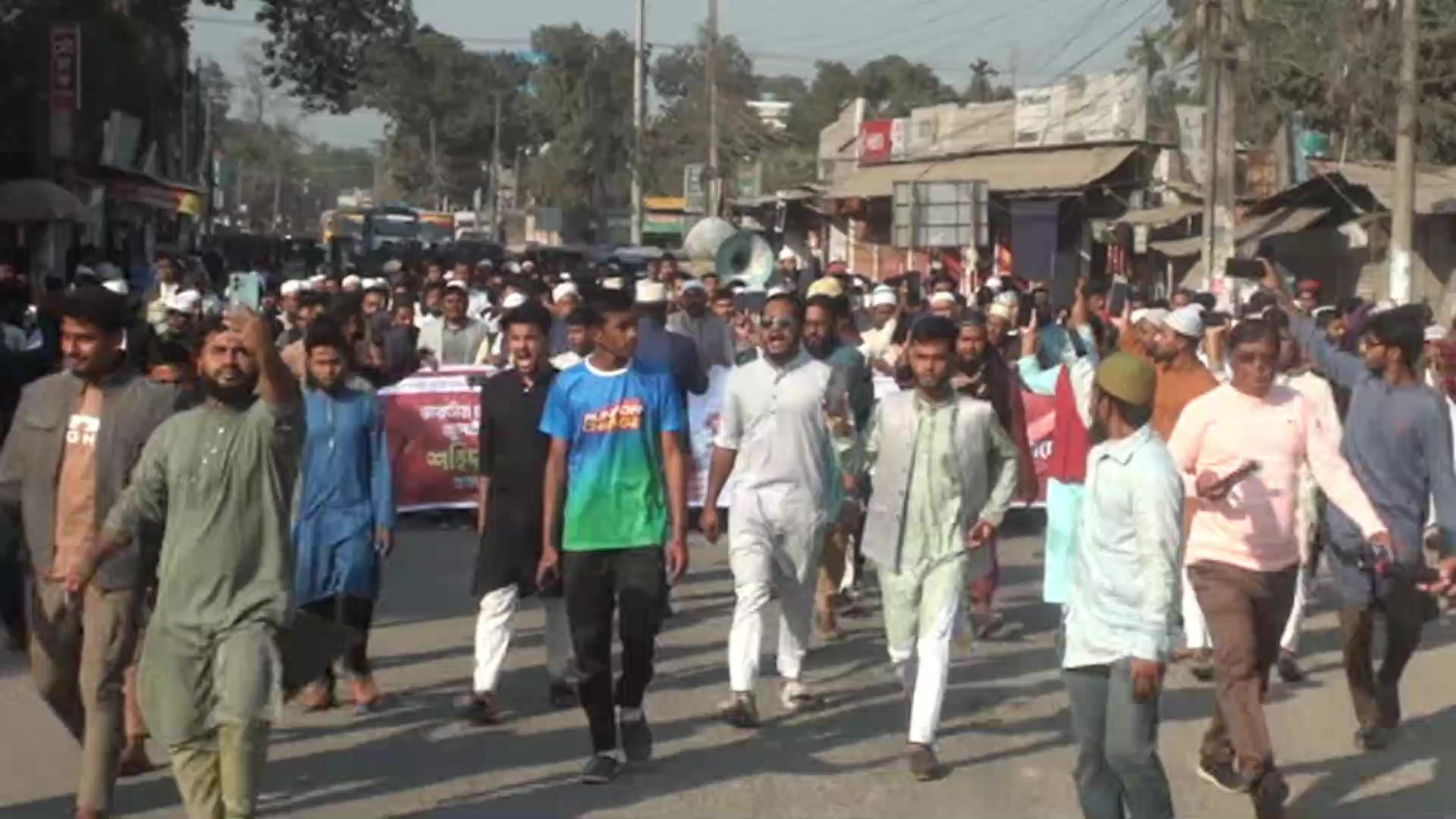 বিক্ষোভ-অবরোধে উত্তাল পঞ্চগড়