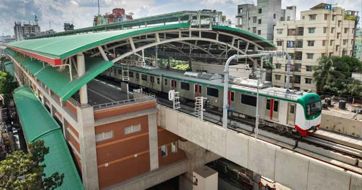 মেট্রোরেলের দুই স্টেশনে নিরাপত্তা জোরদার