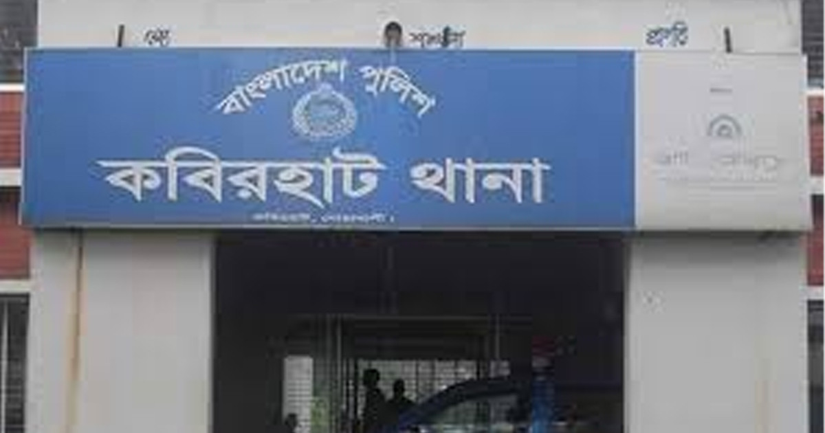 রাতে বেরিয়ে ফেরেননি, সকালে মিলল ঝুলন্ত মরদেহ