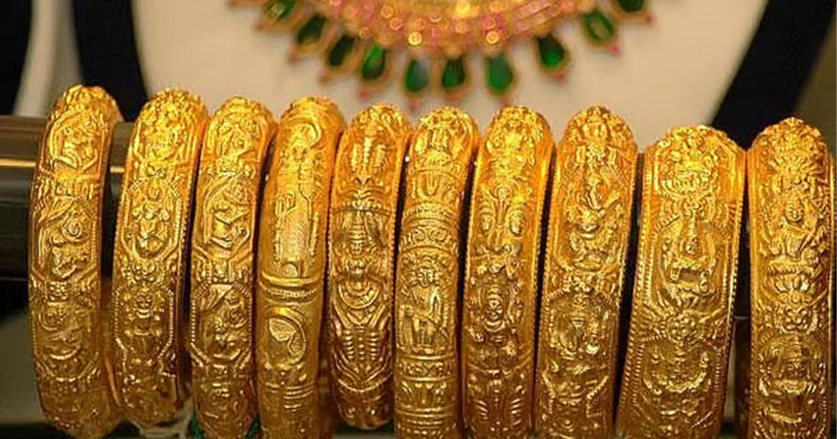 আজ যে দামে বিক্রি হচ্ছে স্বর্ণ