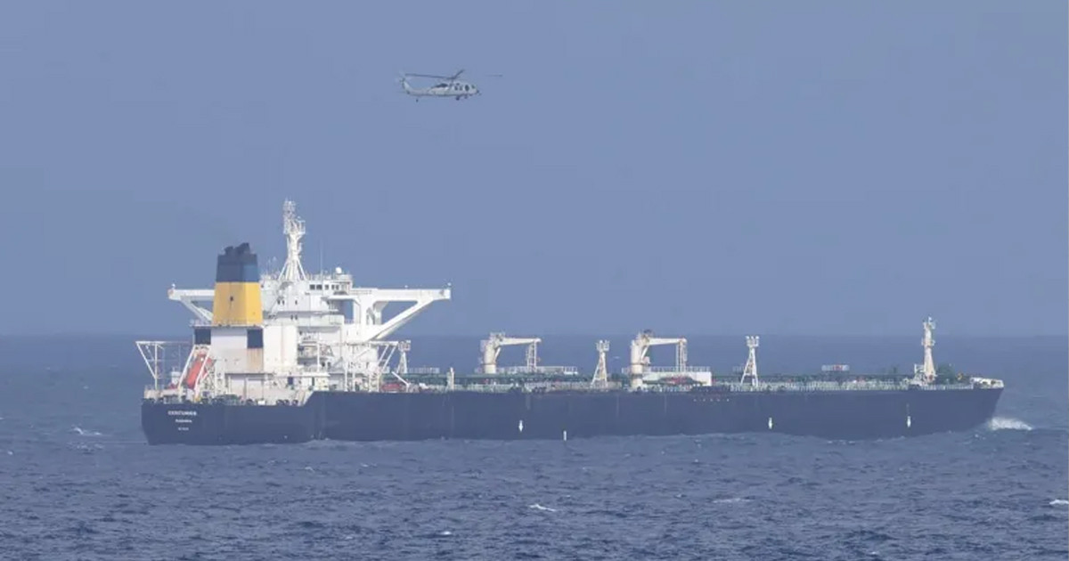 ভেনেজুয়েলা উপকূলে তৃতীয় তেলবাহী ট্যাংকার তাড়া করছে যুক্তরাষ্ট্র