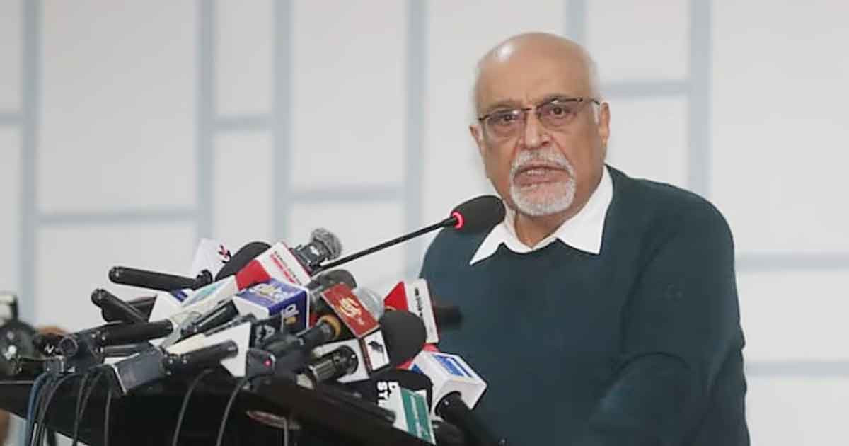 অন্তর্বর্তী সরকার তার বৈধতা অনেক ক্ষেত্রেই হ্রাস করে ফেলেছে: দেবপ্রিয় ভট্টাচার্য