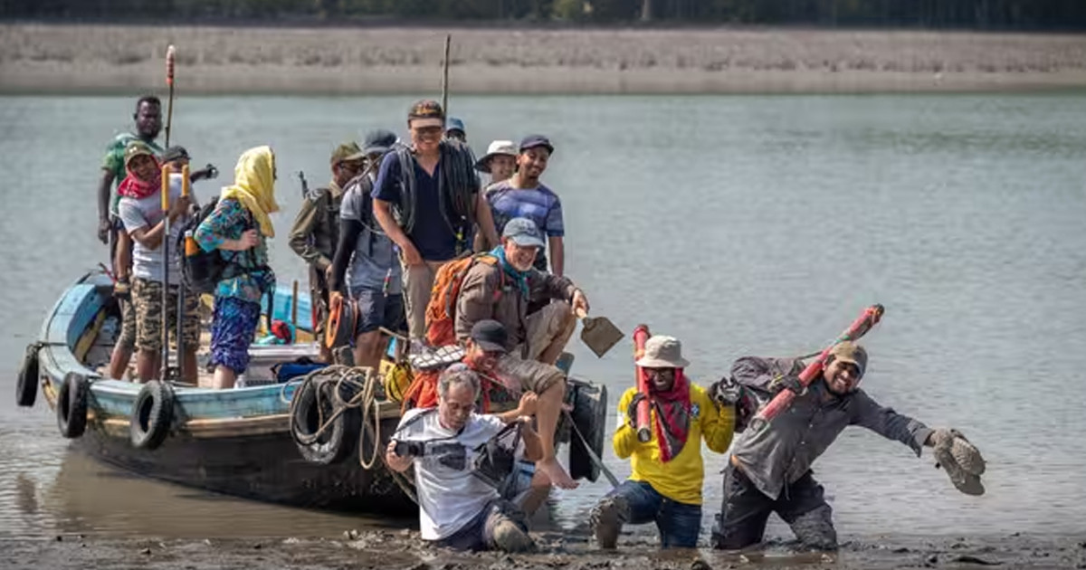 খুলনার উপকূলীয় এলাকায় মিঠা পানির ‘খনির’ সন্ধান