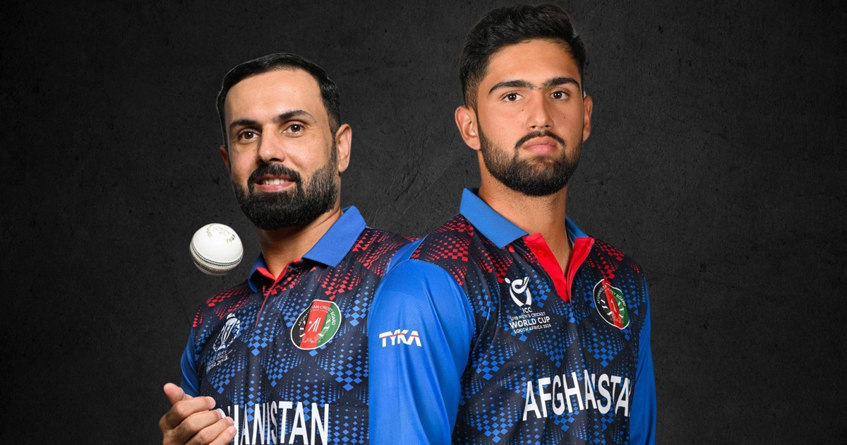 বিপিএলে একই দলে খেলবে বাবা-ছেলে