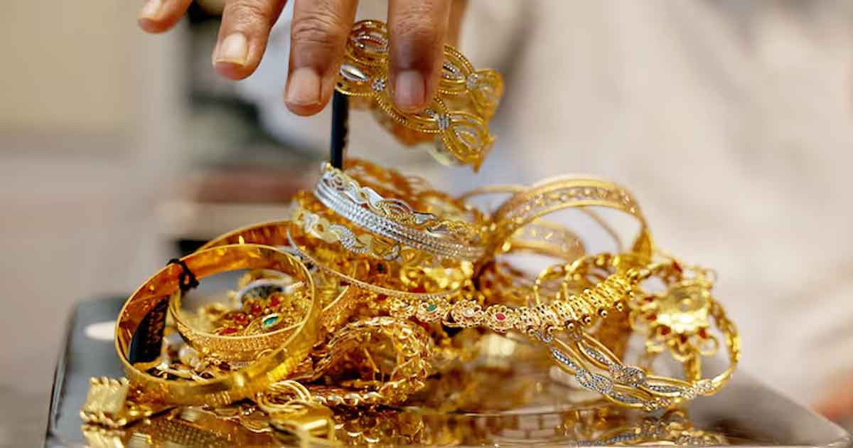 স্বর্ণের দামে ইতিহাস