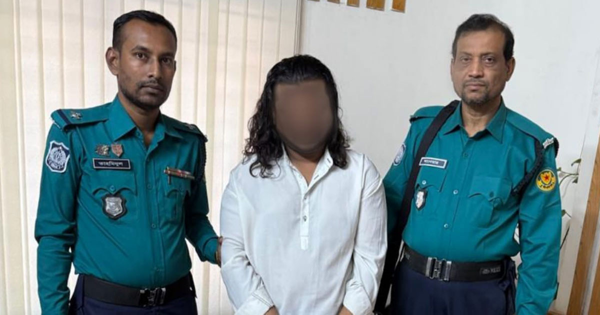 বিদেশি পিস্তল, গুলি ও ককটেল তৈরির সরঞ্জামসহ যুবক গ্রেপ্তার