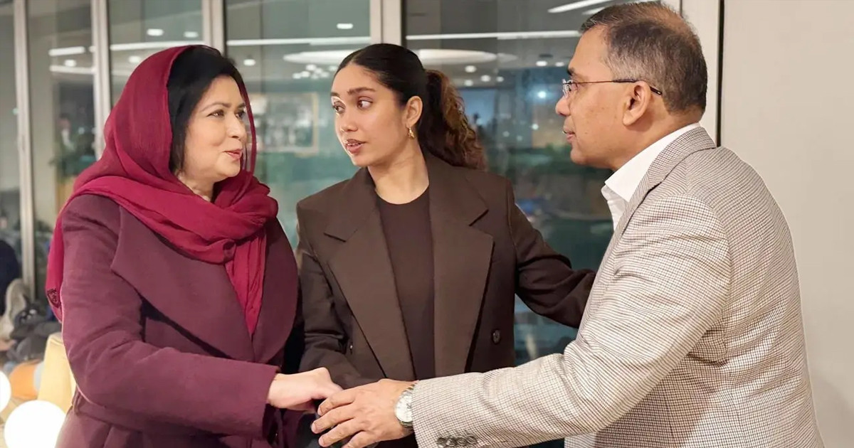 যেভাবে জানতে পারবেন তারেক রহমানকে বহনকারী ফ্লাইটের সর্বশেষ অবস্থান