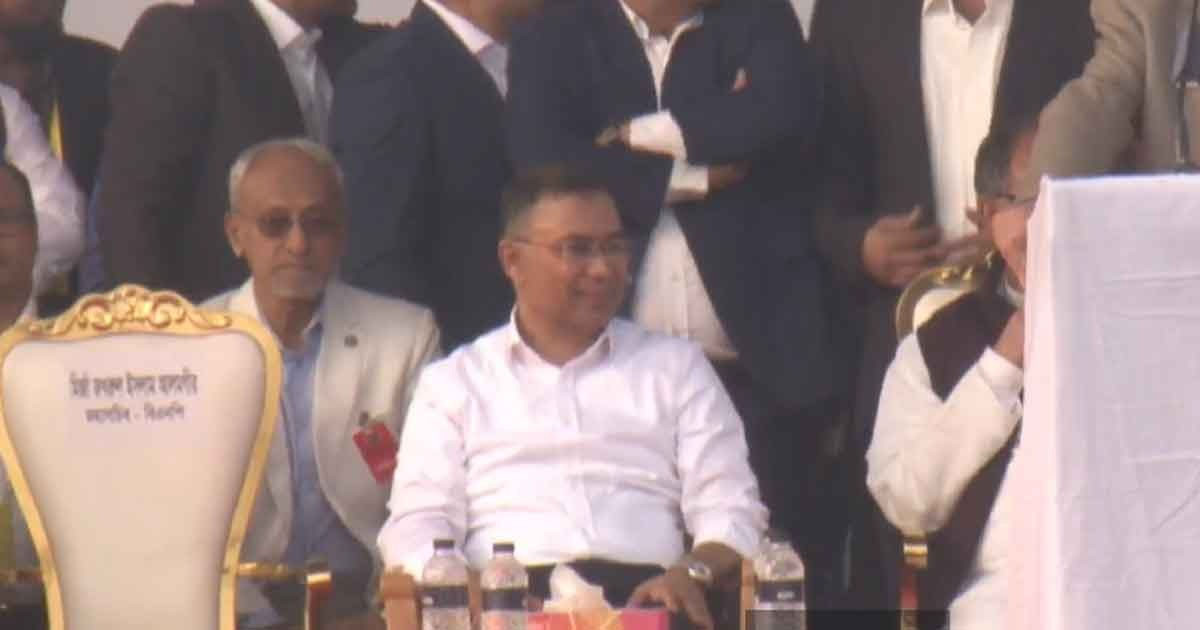 সংবর্ধনা মঞ্চে তারেক রহমান