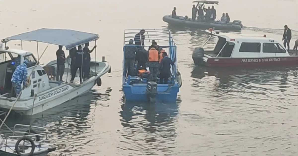 লঞ্চের ধাক্কায় ডুবে যাওয়া বাল্কহেড থেকে নিখোঁজ দুই শ্রমিকের লাশ উদ্ধার