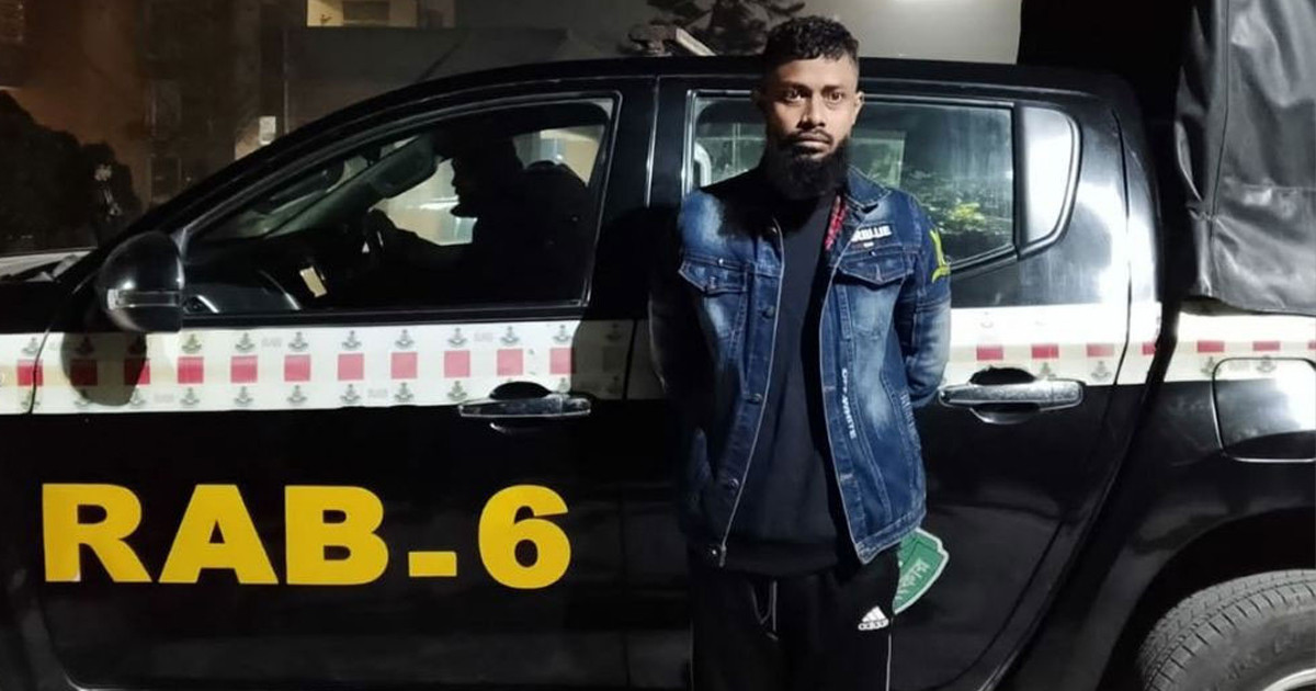 গুলিবিদ্ধ এনসিপি নেতা মোতালেবের সহযোগী আটক