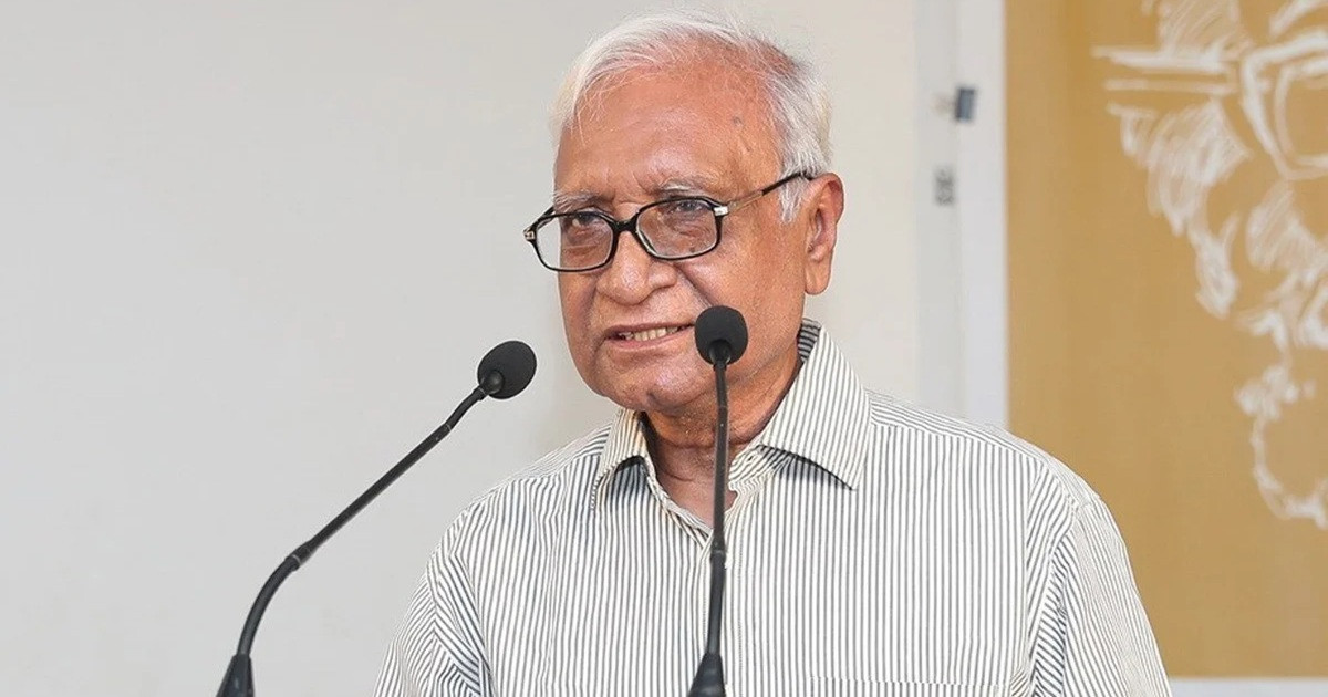 গণতন্ত্রের অভিযাত্রায়